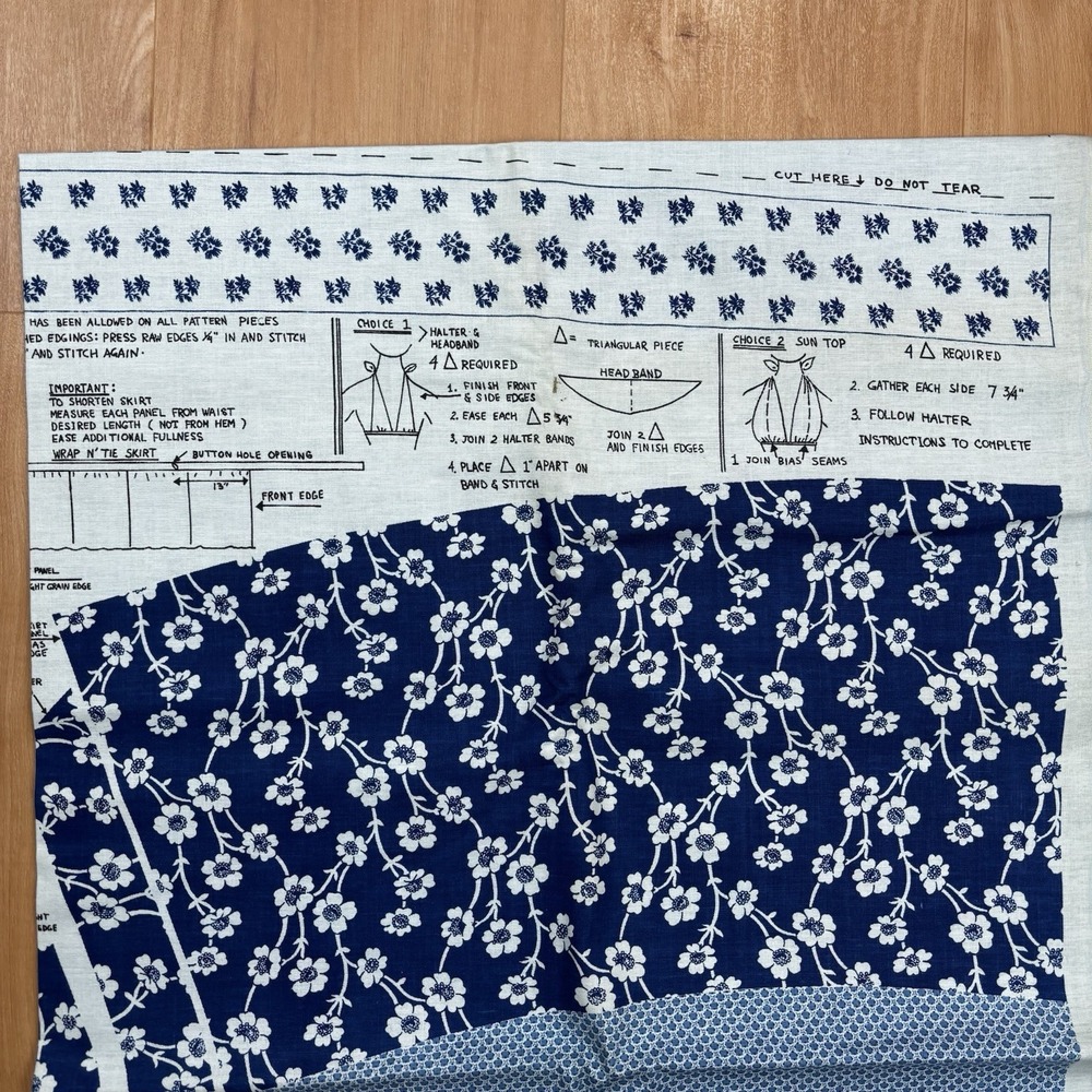 VTG‎ "cut-and-sew" Fabric Panel Women's Halter Top, Skirt, or Headband (2)
